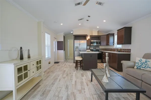 $2,800 | 112 Tweedy Pie Terrace, Unit 112, Key Largo, FL 33037