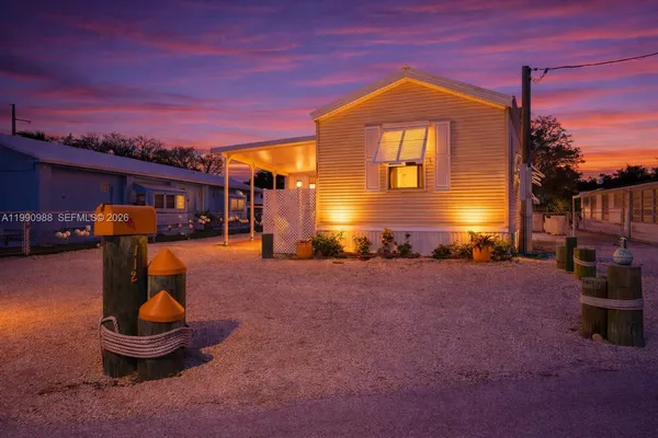 $2,800 | 112 Tweedy Pie Terrace, Unit 112, Key Largo, FL 33037