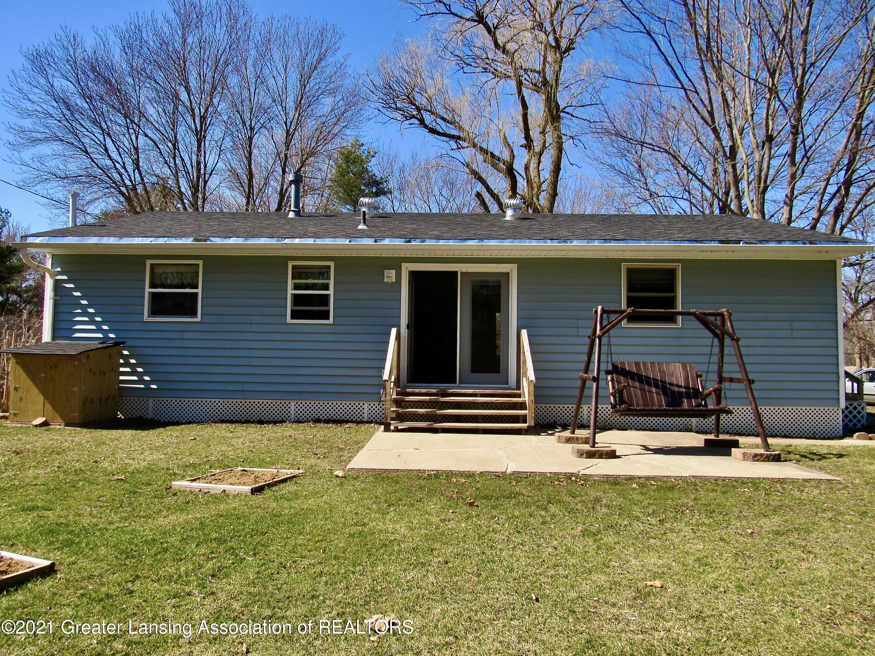 751 Fields Road Dansville, MI 48819 - Photo 5 of 38 outside east