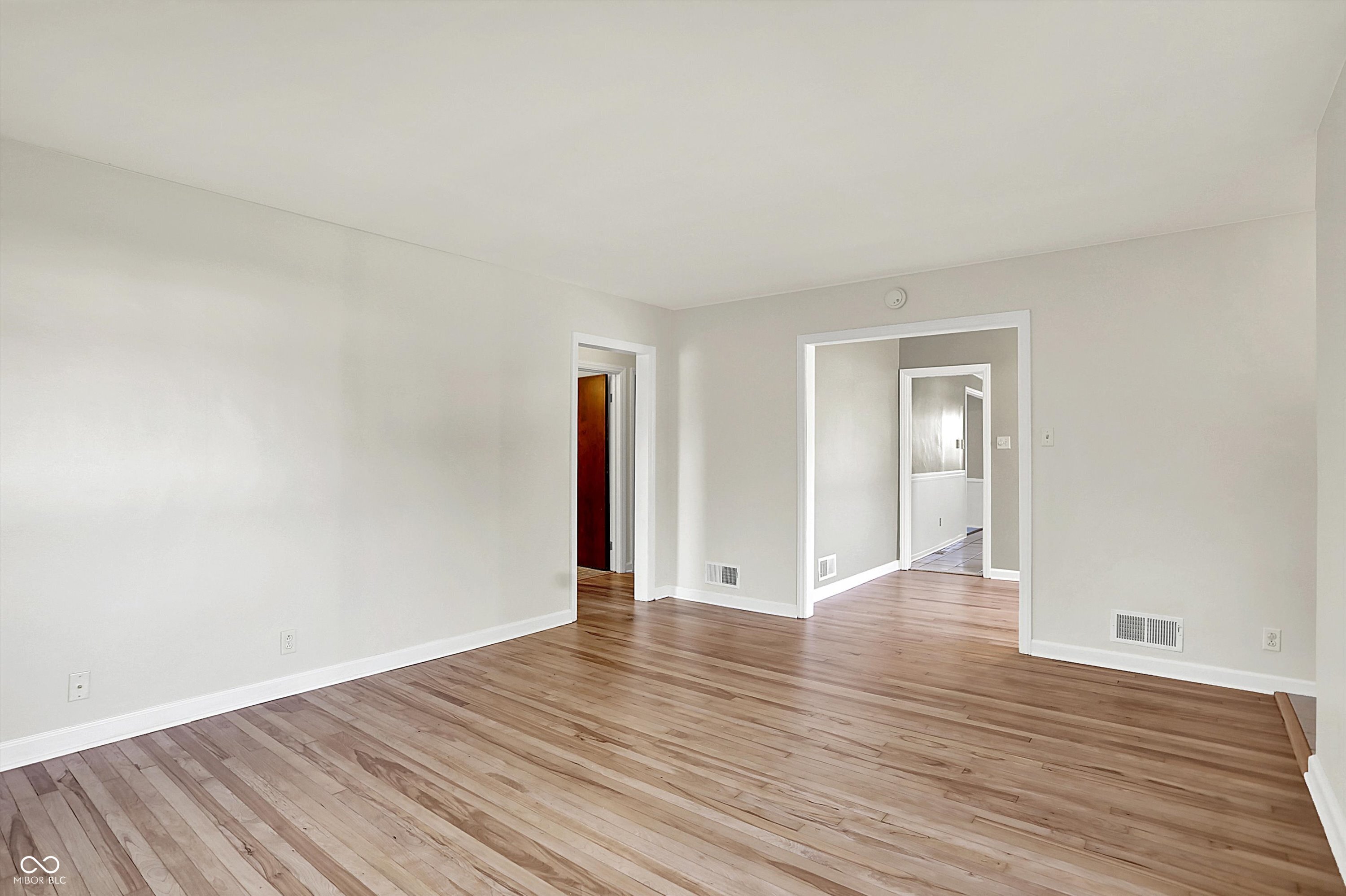 37 Maxwell Road Indianapolis, IN 46217 - Photo 6 of 42 Gallery Image 6
