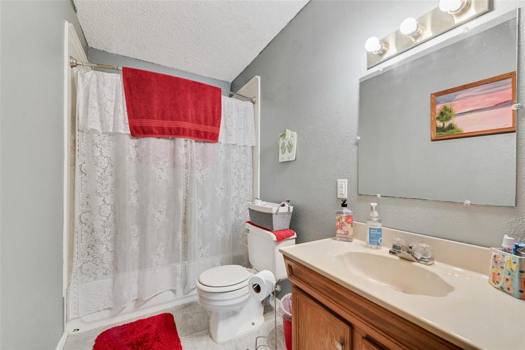 646 Liska Road Ennis, TX 75119 - Photo 19 of 23