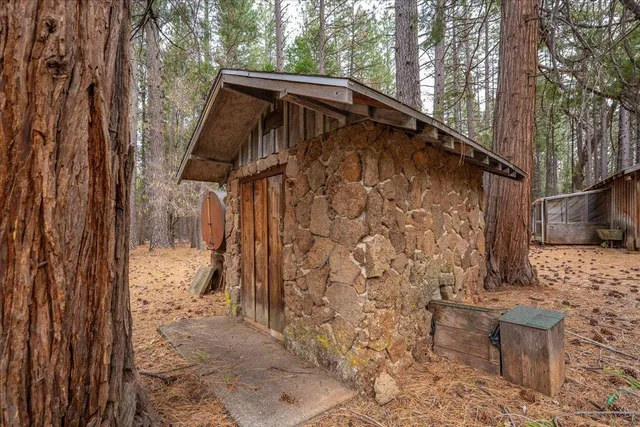 $390,000 | 29960 Wengler Hill Road, Shingletown, CA 96088