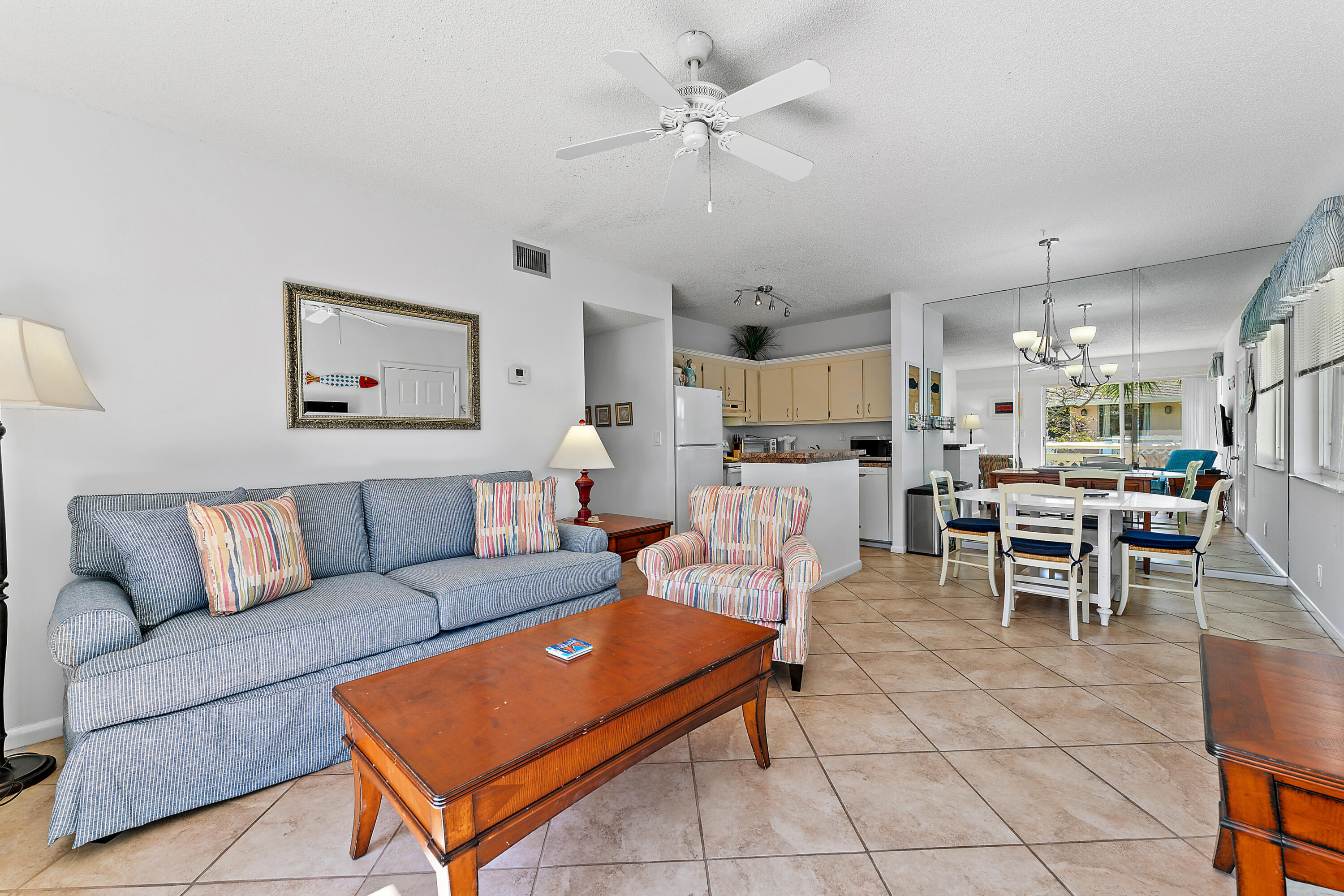 353 Highway 1, Unit B8 Jupiter, FL 33477 - Photo 11 of 40 009-353US1N-B8-Jupiter-FULL