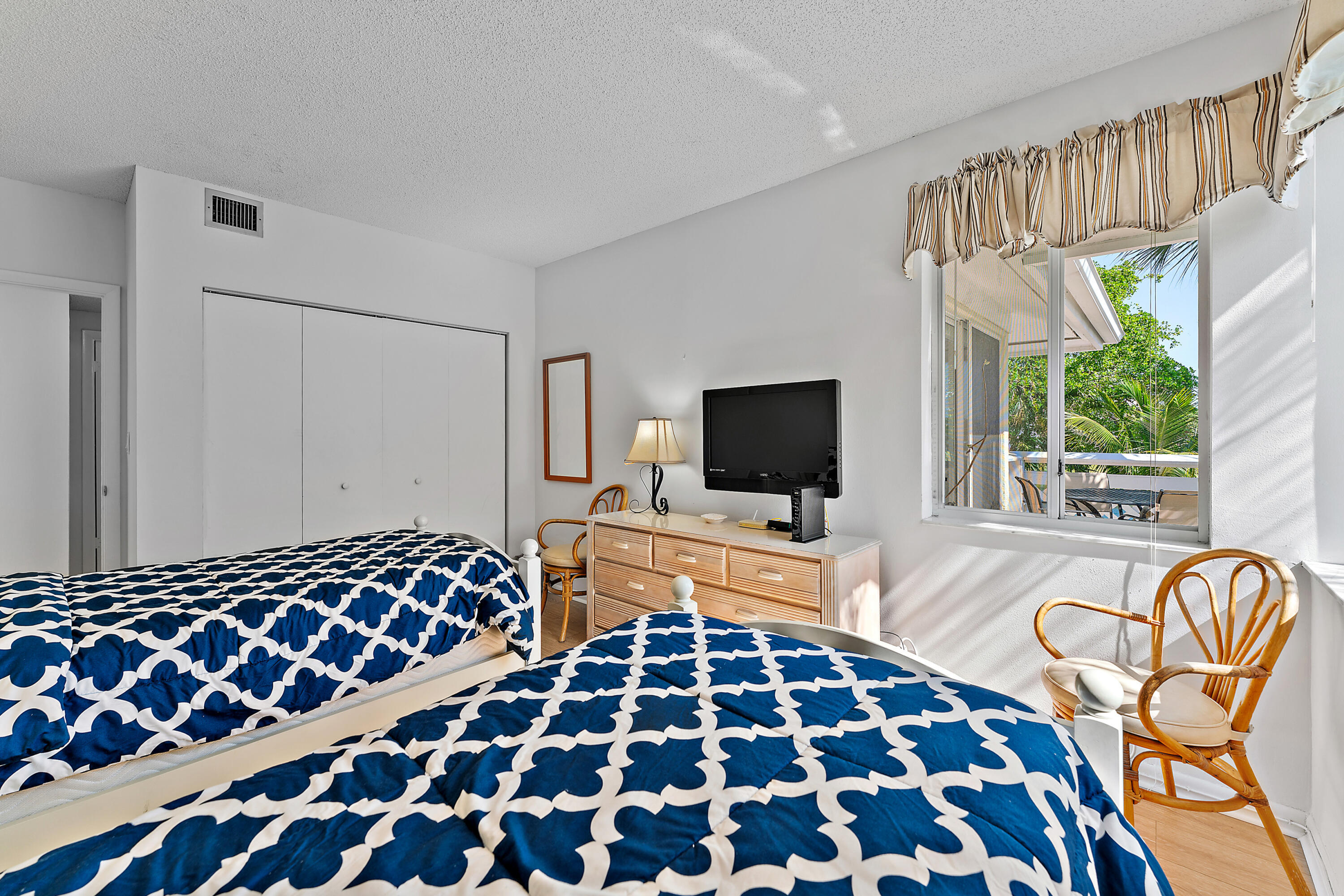 353 Highway 1, Unit B8 Jupiter, FL 33477 - Photo 27 of 40 025-353US1N-B8-Jupiter-FULL