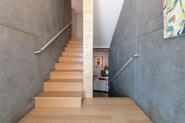 $1,395,000 | 709 Kessler Woods Trail, Dallas, TX 75208