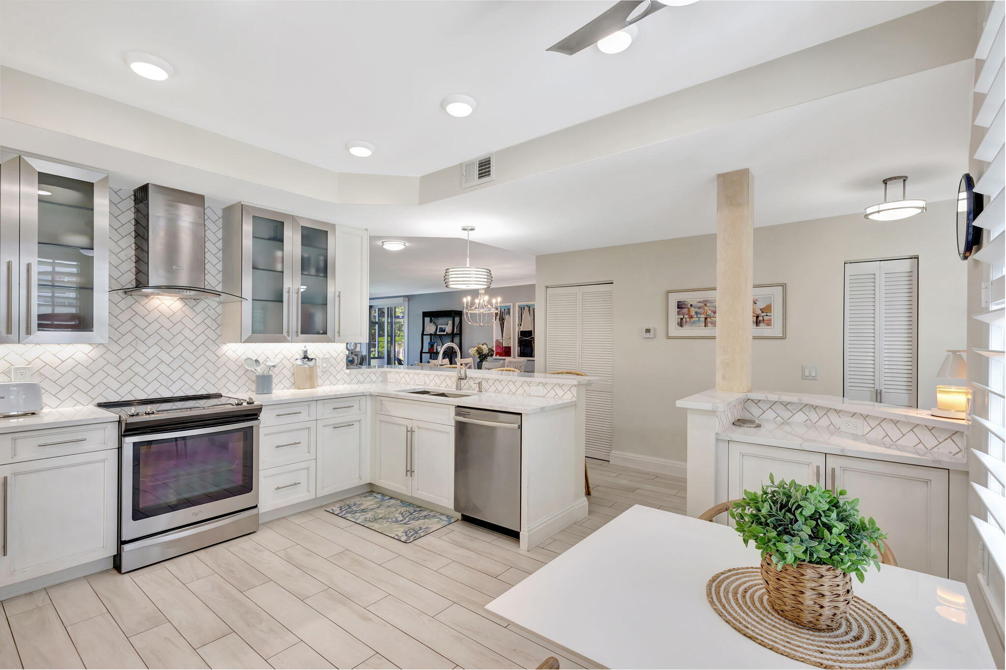 204 Mainsail Circle Jupiter, FL 33477 - Photo 14 of 60 Kitchen