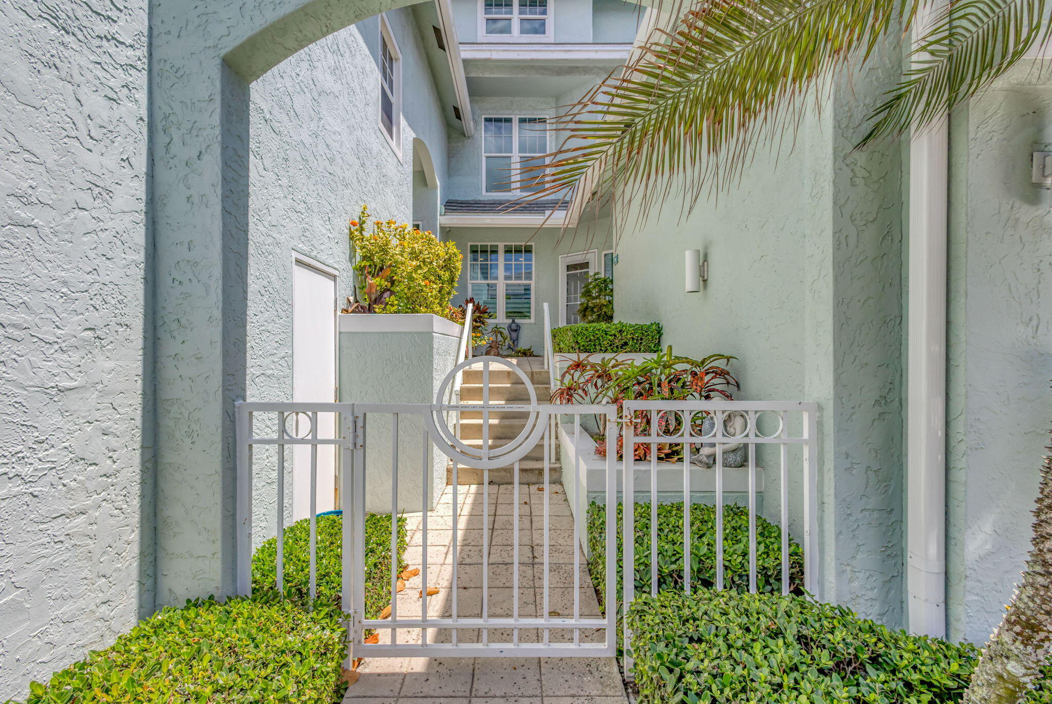 204 Mainsail Circle Jupiter, FL 33477 - Photo 6 of 60 5-web-or-mls-5D1A5210_HDR