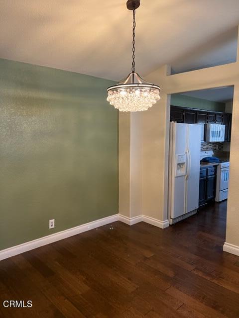 1112 Oyster Place Oxnard, CA 93030 - Photo 5 of 10 Oyster dining area