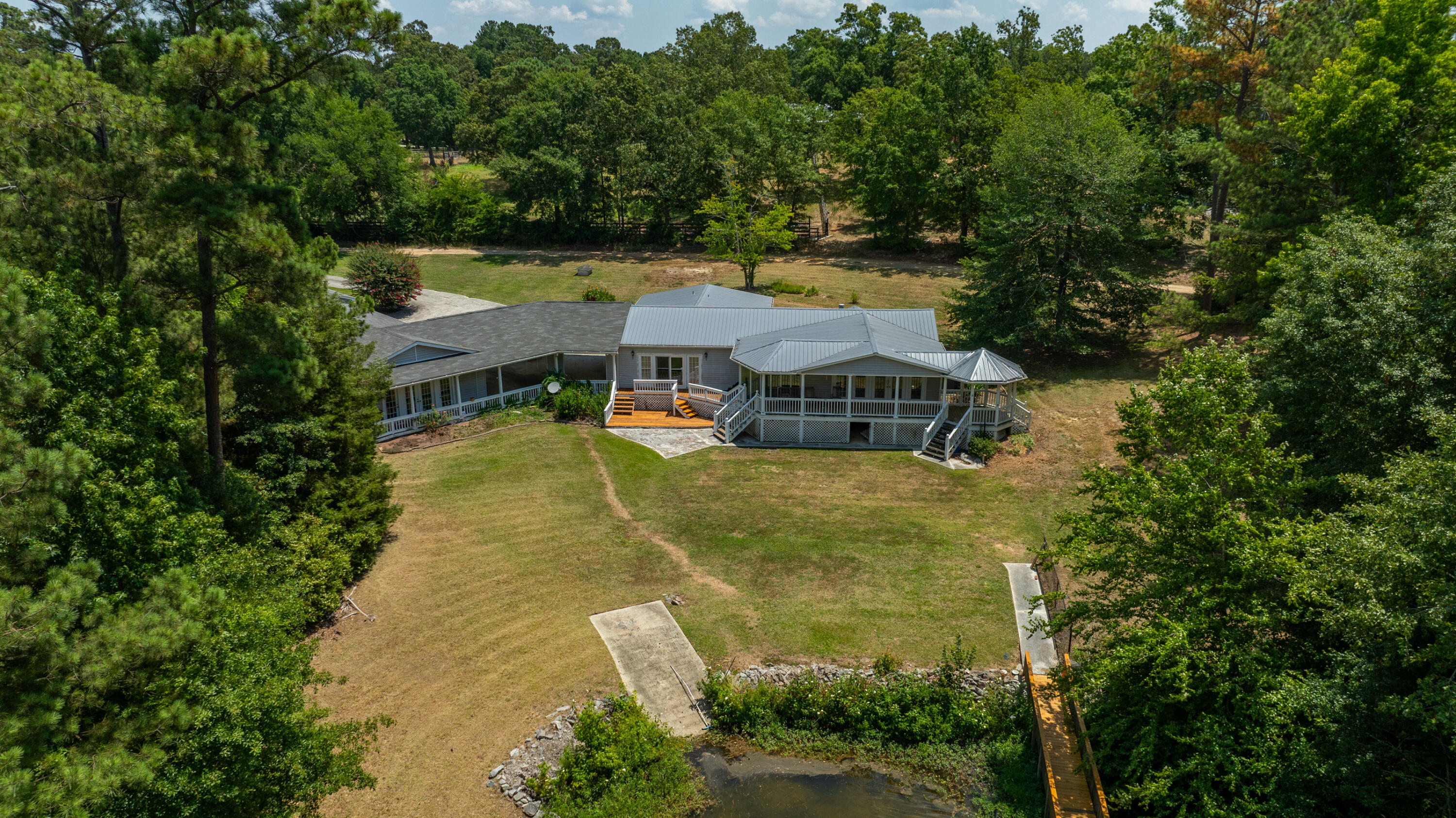 520 South Point Drive Gilbert, SC 29054 - Photo 30 of 118