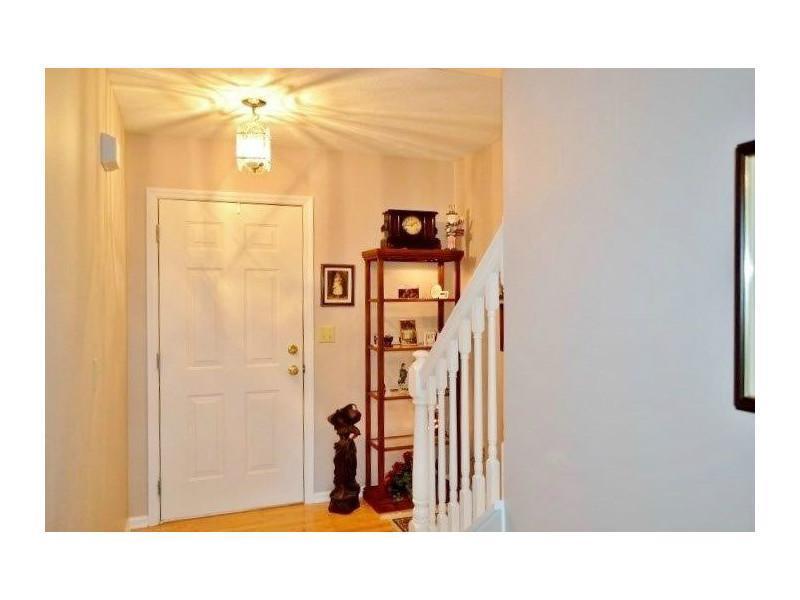 1841 Golfview Drive Springfield, OH 45503 - Photo 3 of 25