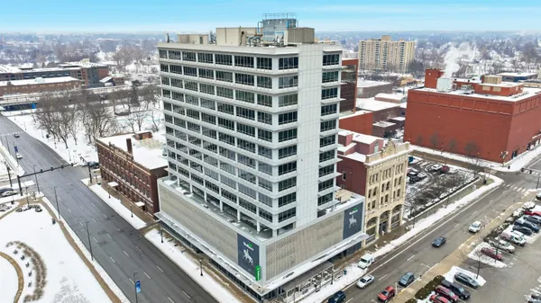 $550,000 | 203 East Berry Street, Unit 805, Fort Wayne, IN 46802