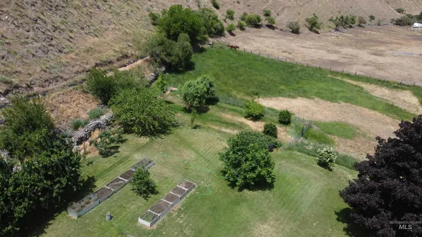 $3,100,000 | 1341-1351 South Main Street, Riggins, ID 83549