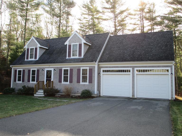 25 Heather Hill Road Buzzards Bay, MA 02532 - Photo 1 of 25 Primary Photo