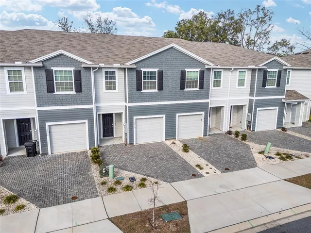 $299,900 | 13818 Northwest 9th Road, Newberry, FL 32669