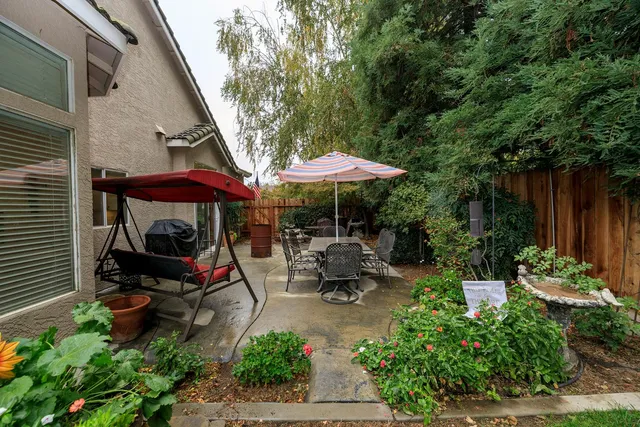 $799,900 | 1880 Westminster Lane, Turlock, CA 95382