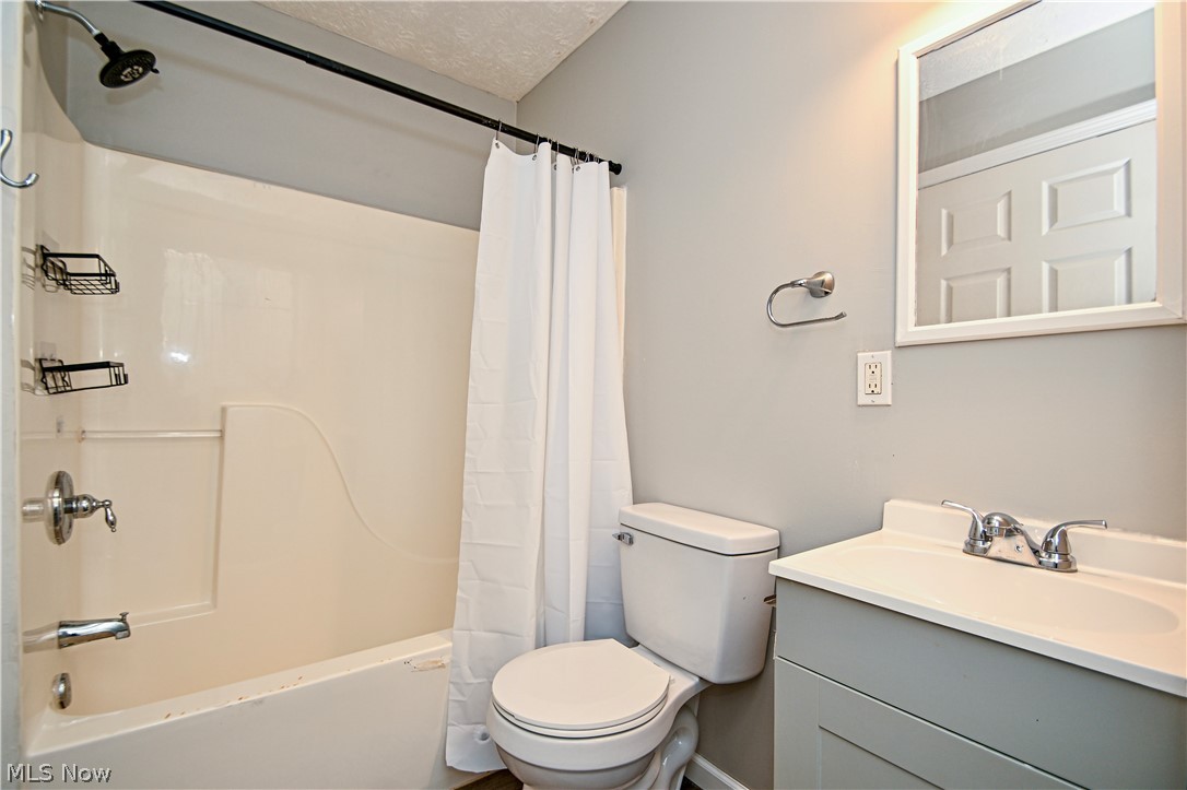 1240 West Waterloo Road Akron, OH 44314 - Photo 17 of 20 Gallery Image 17