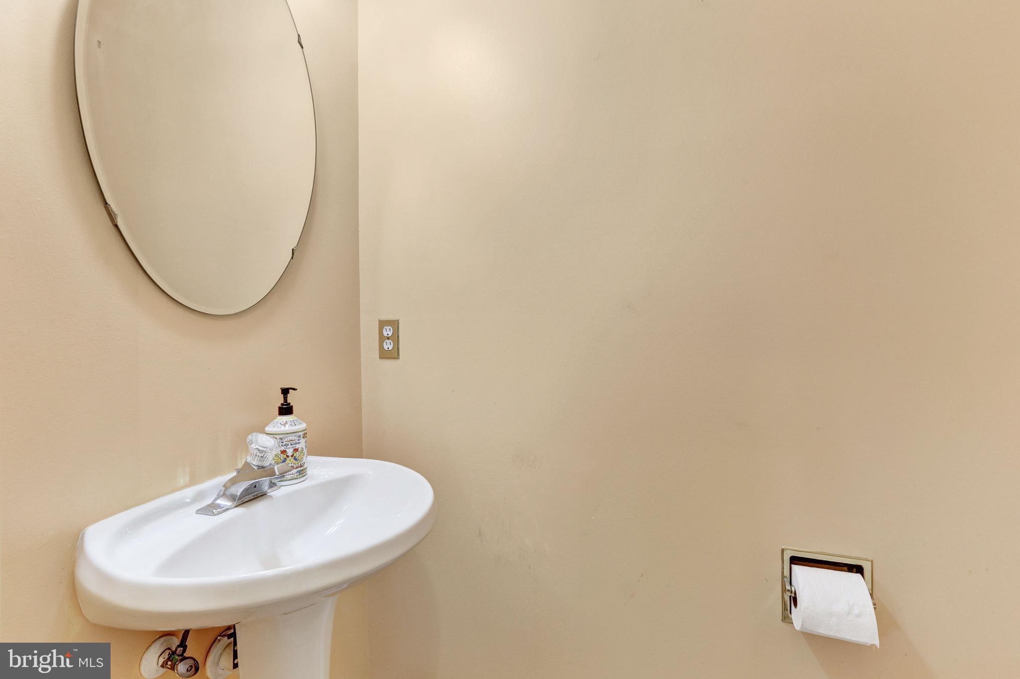 14367 Cedar Ky Landing Centreville, VA 20121 - Photo 22 of 52