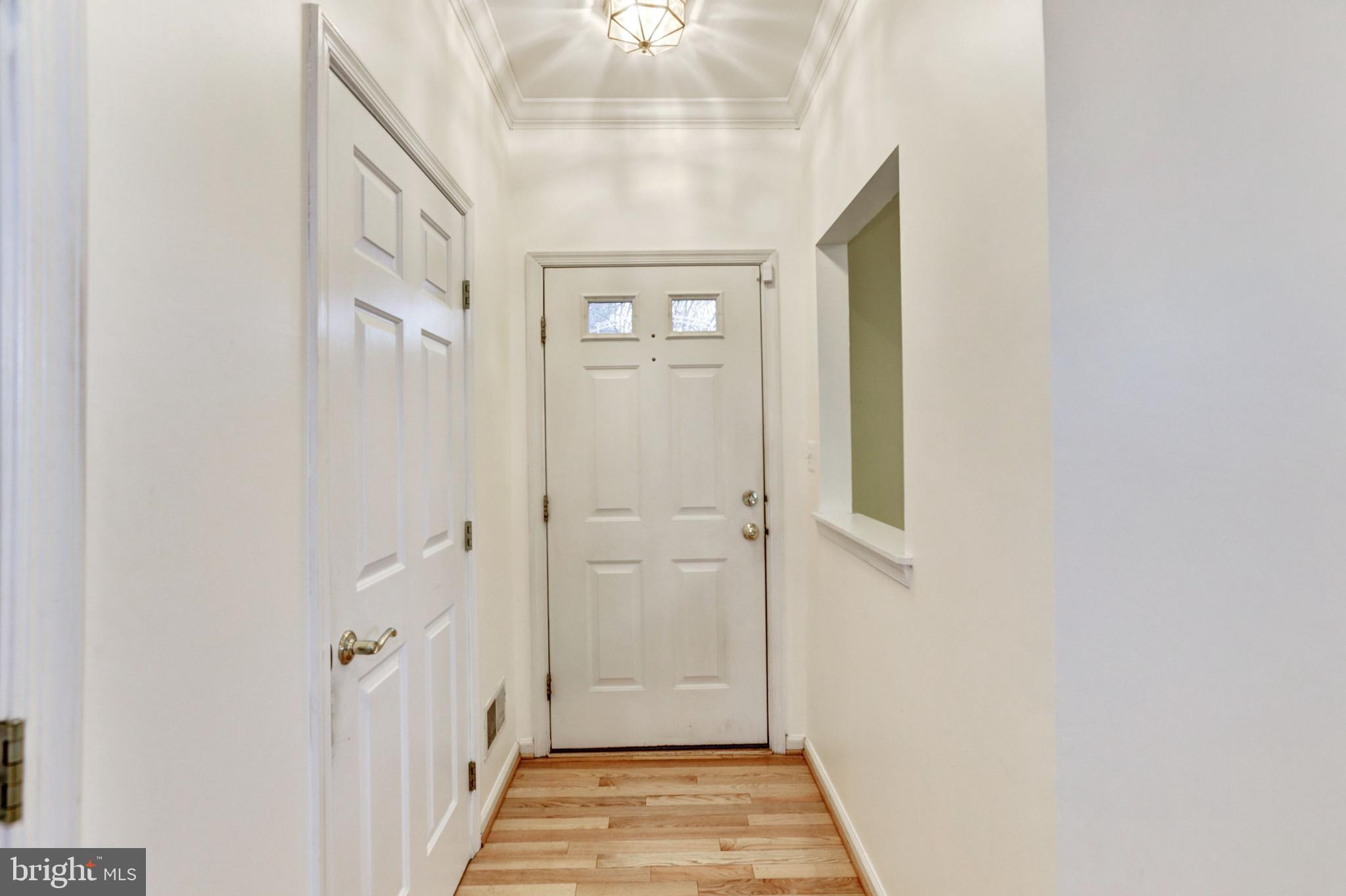 14367 Cedar Ky Landing Centreville, VA 20121 - Photo 4 of 52