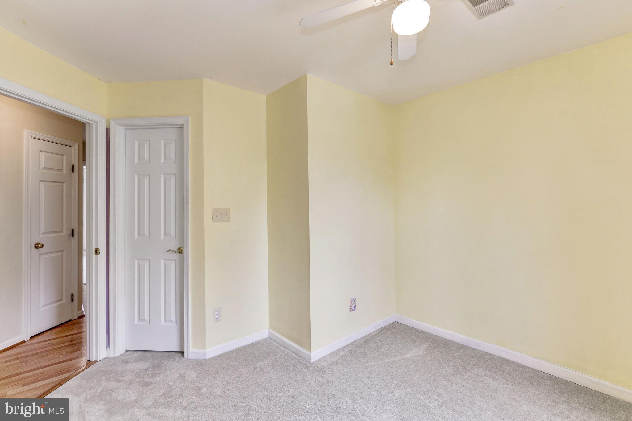 14367 Cedar Ky Landing Centreville, VA 20121 - Photo 31 of 52