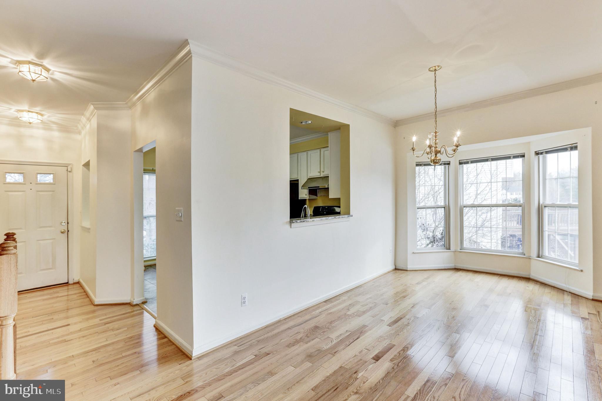 14367 Cedar Ky Landing Centreville, VA 20121 - Photo 5 of 52