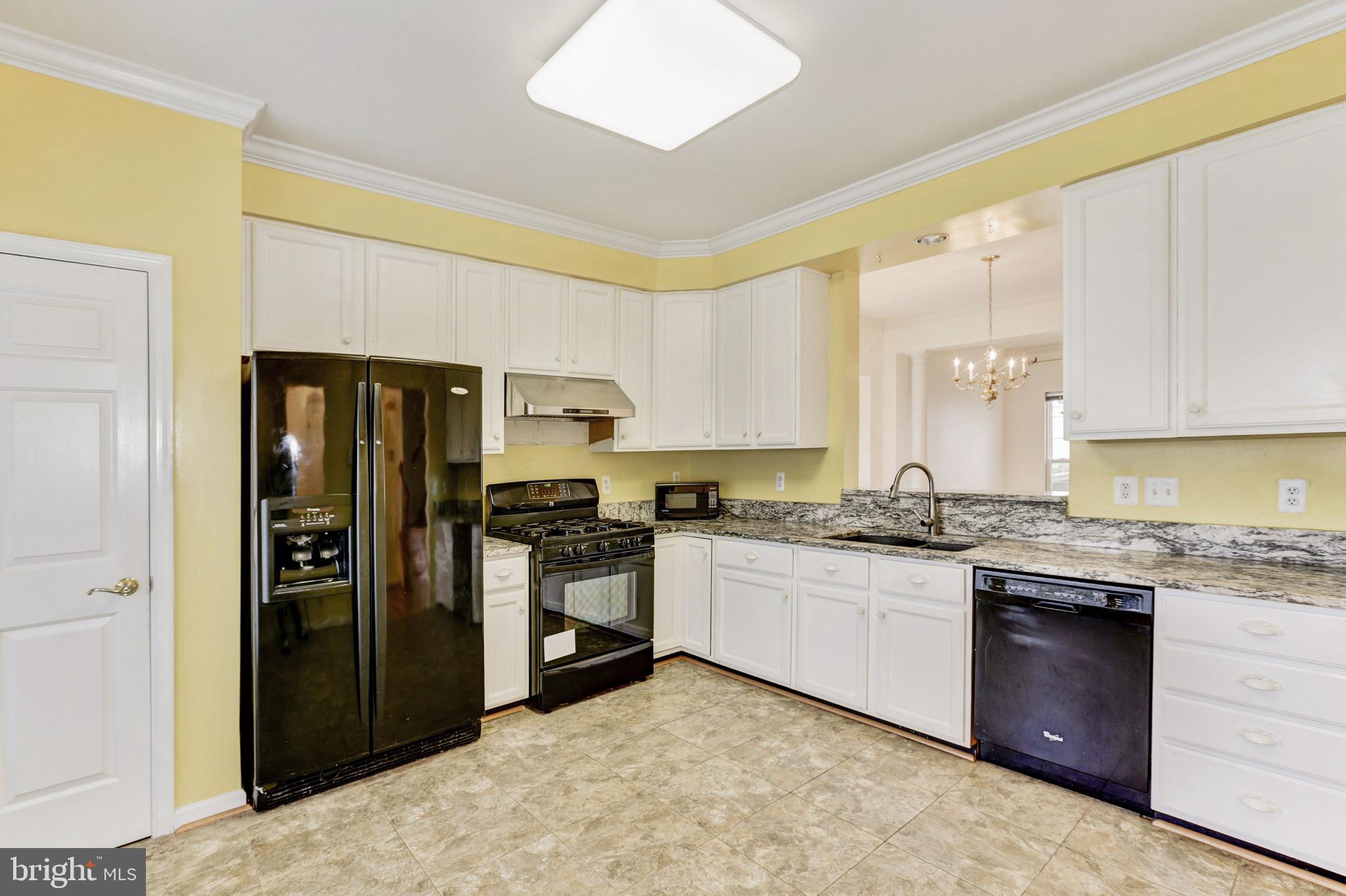 14367 Cedar Ky Landing Centreville, VA 20121 - Photo 7 of 52