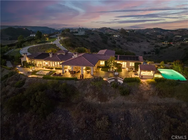 a view of outdoor space and city view