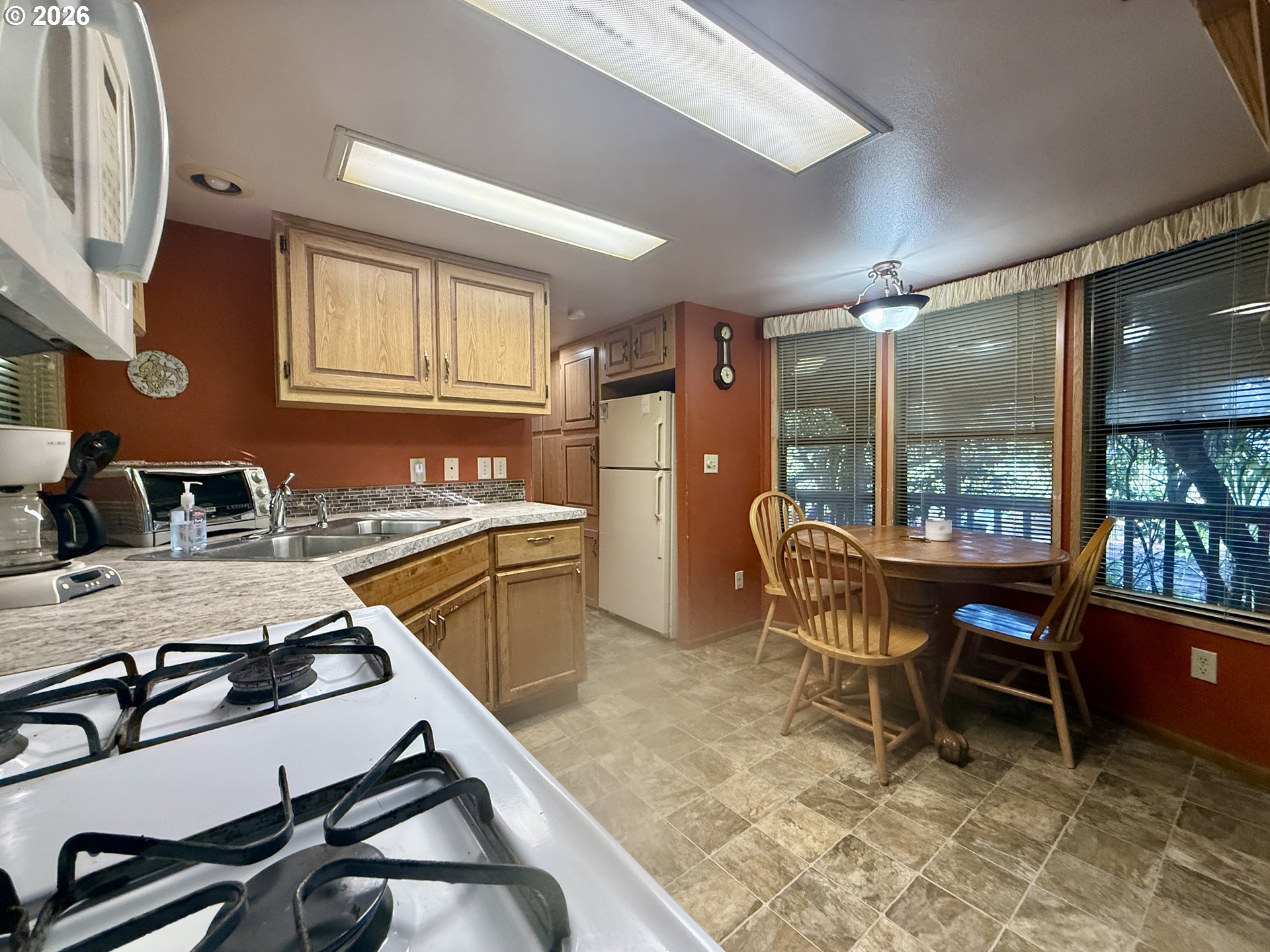 19921 Whaleshead Road, Unit OV11 Brookings, OR 97415 - Photo 12 of 23 Gallery Image 12