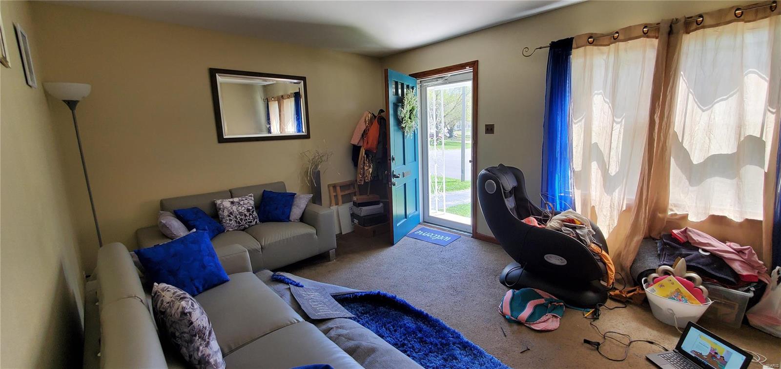 355 Derhake Road Florissant, MO 63031 - Photo 5 of 14 Gallery Image 5