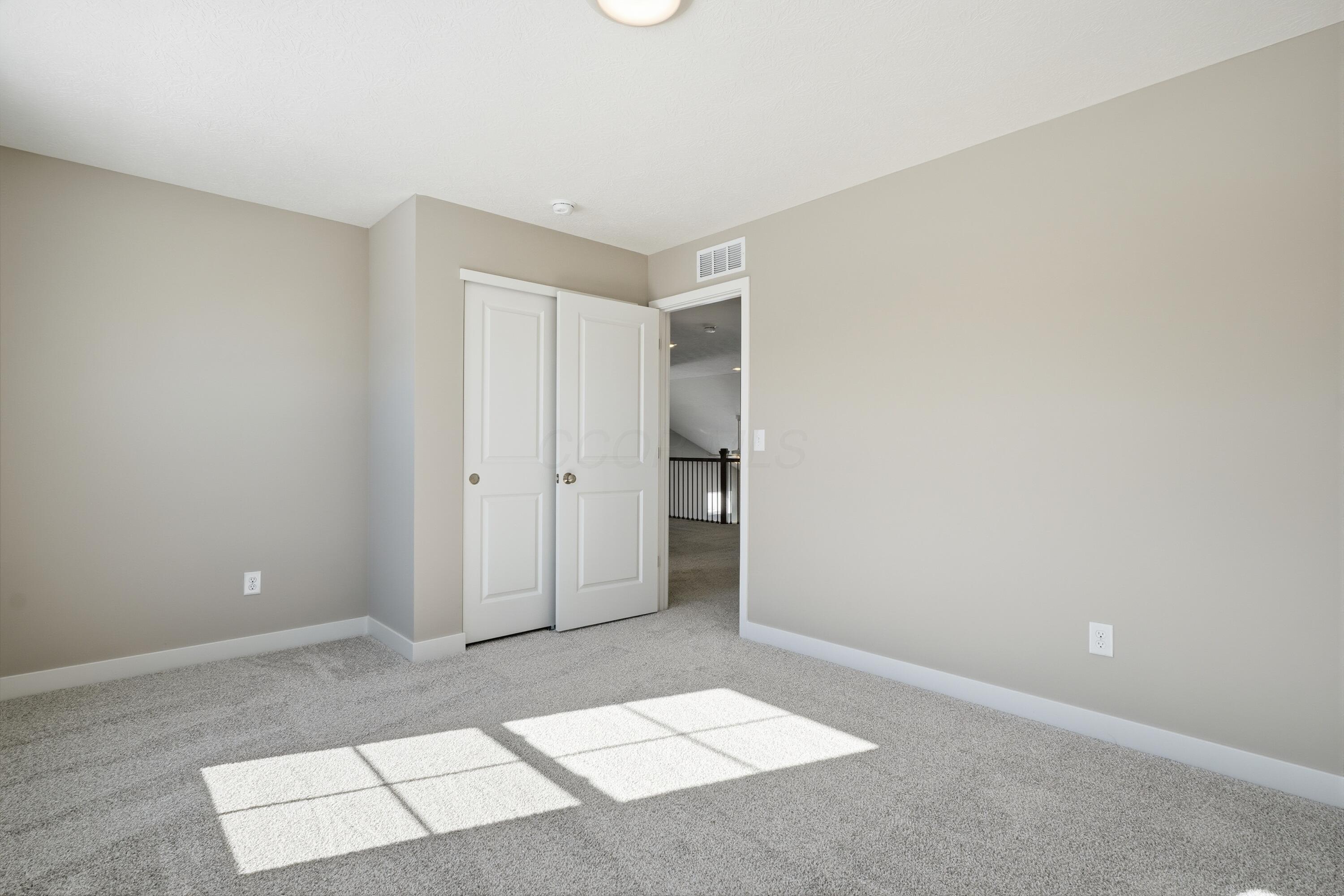 284 Olympic Loop Commercial Point, OH 43116 - Photo 35 of 44 Bedroom