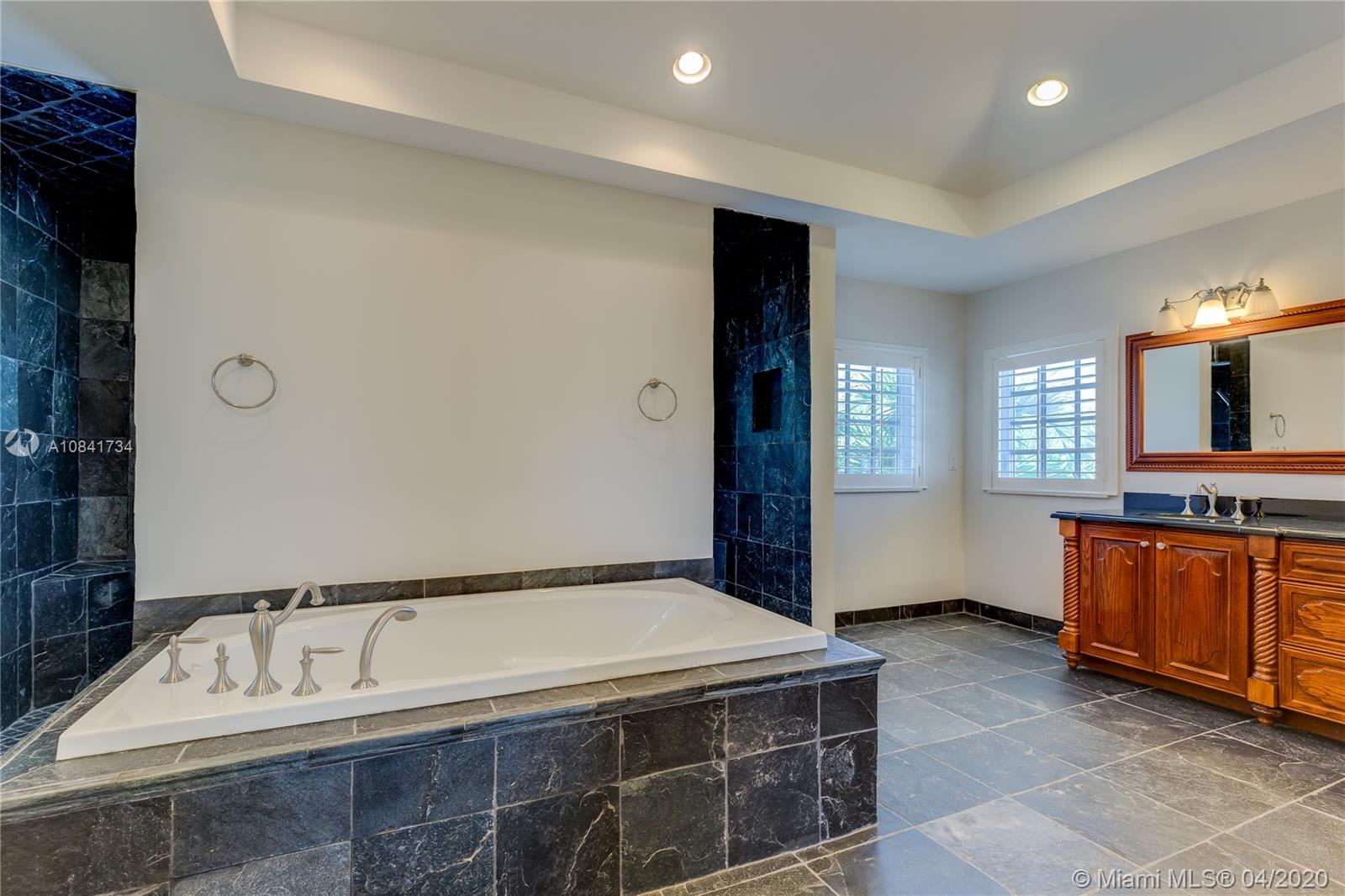 920 Indigo Point Delray Beach, FL 33483 - Photo 29 of 41