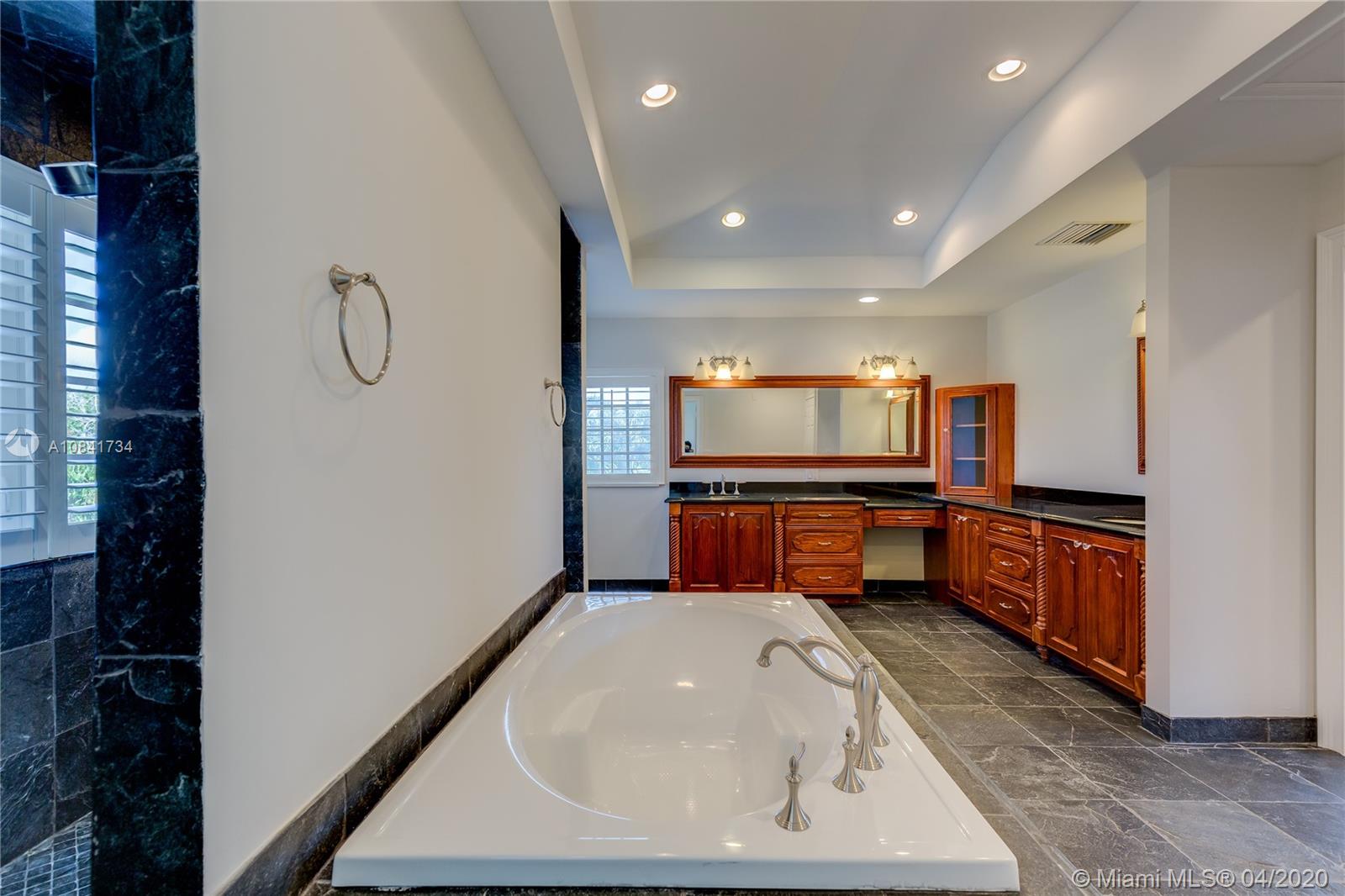 920 Indigo Point Delray Beach, FL 33483 - Photo 30 of 41