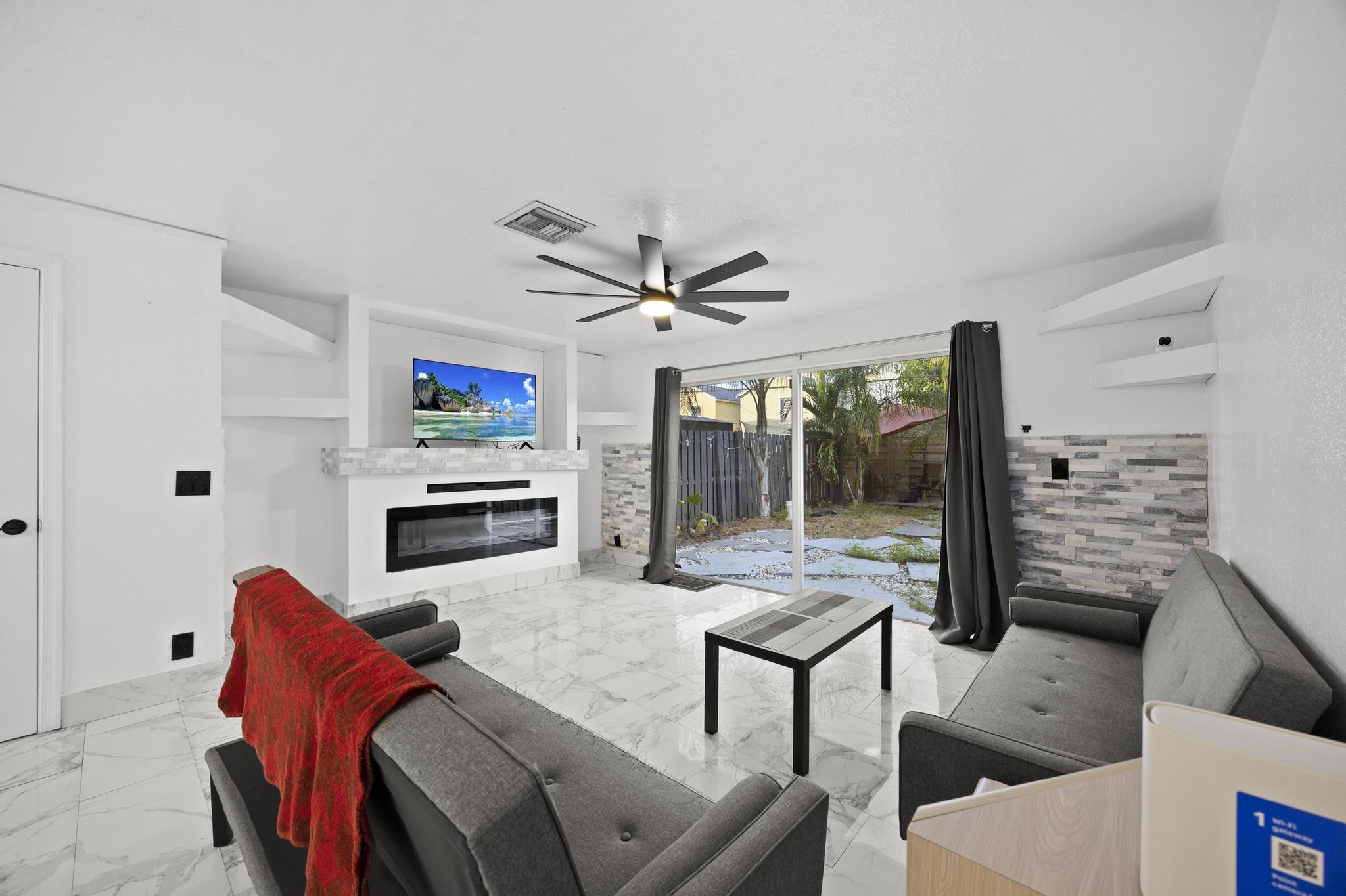 4337 Springfield Street Lake Worth Beach, FL 33461 - Photo 19 of 34 453A6985