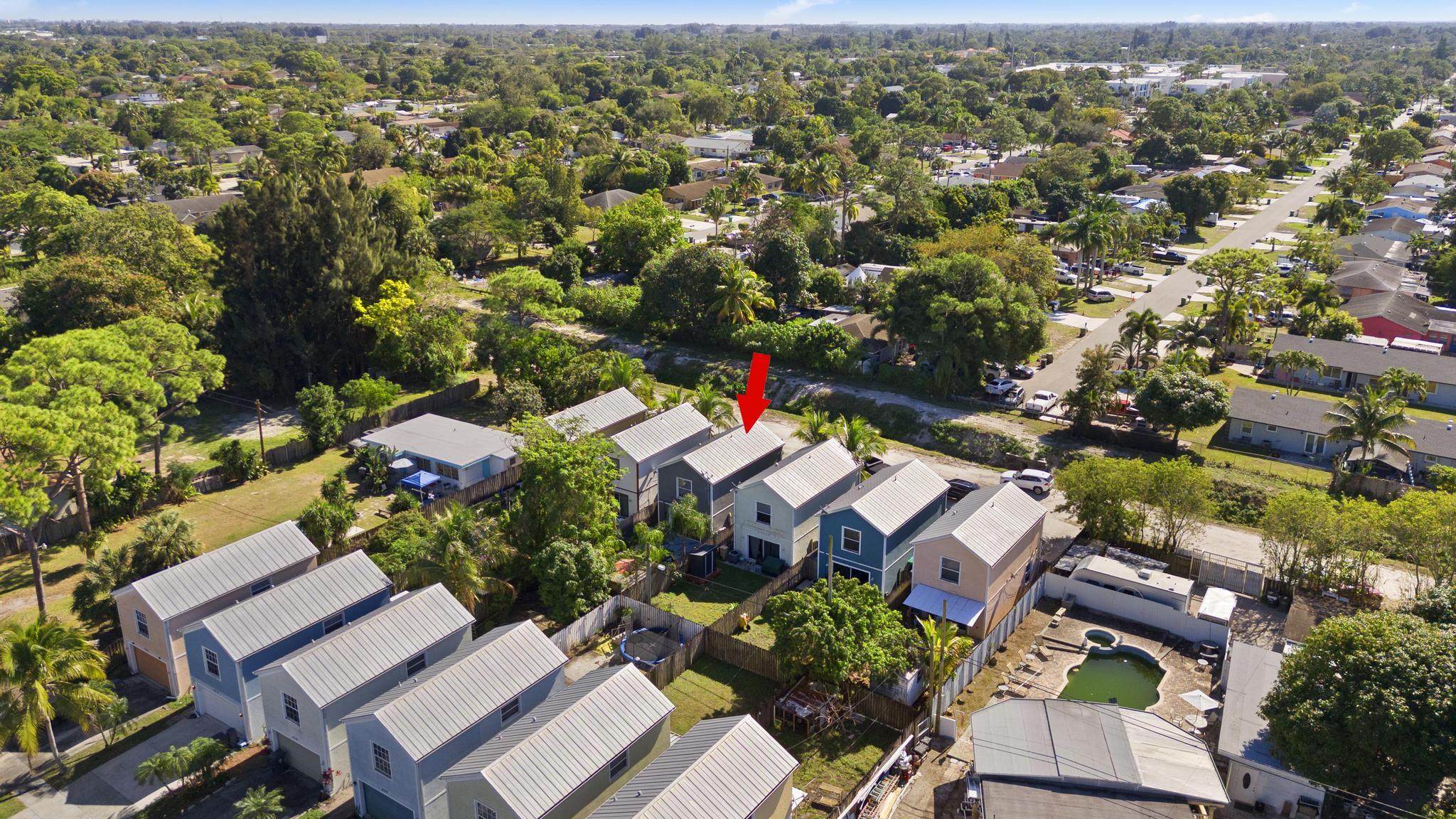 4337 Springfield Street Lake Worth Beach, FL 33461 - Photo 31 of 34 DJI_20260117020947_0250_D