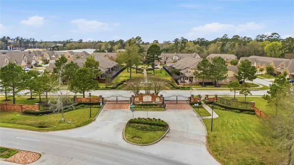 $349,990 | 9022 Centennial Drive, Conroe, TX 77384