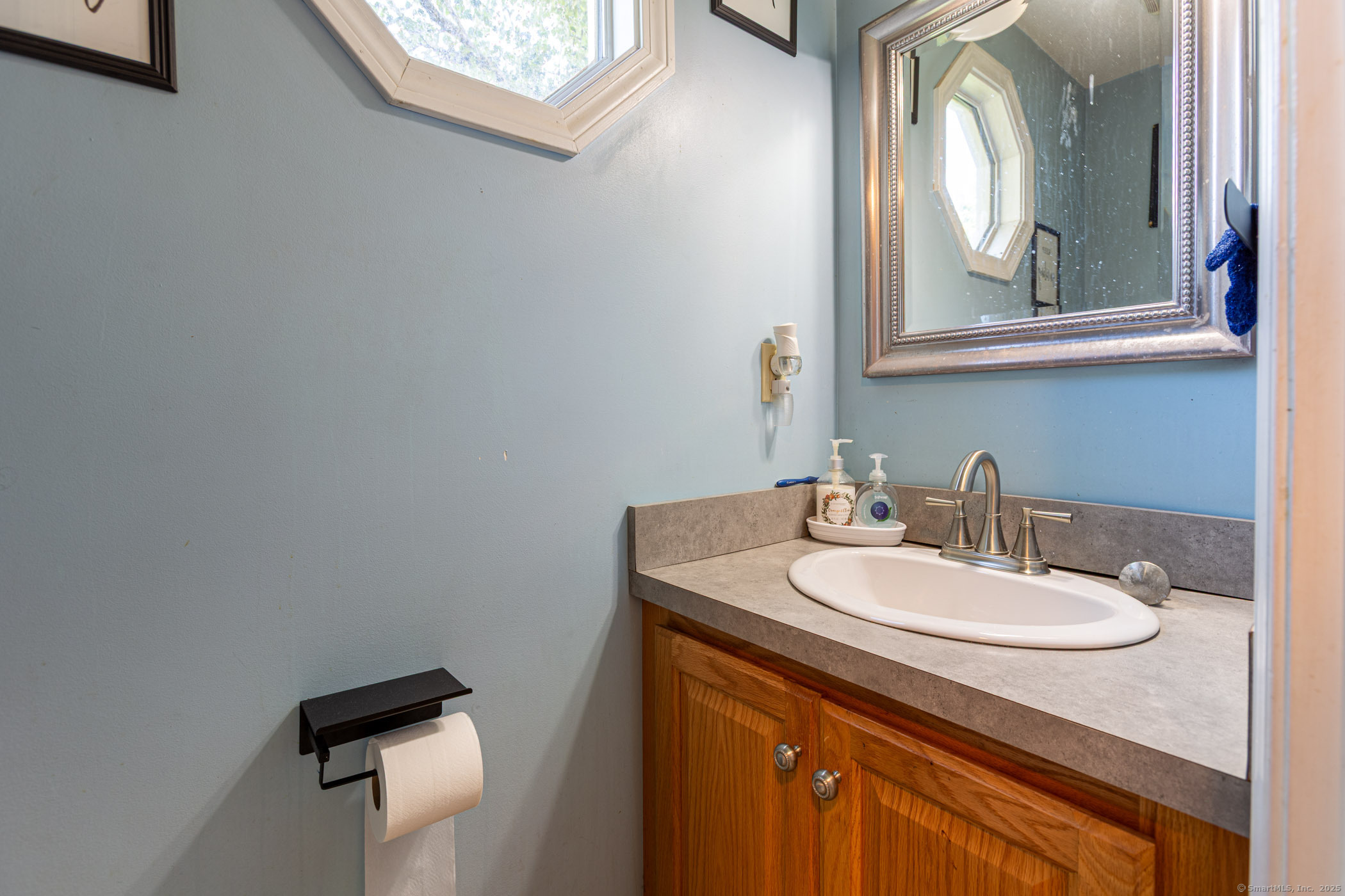 36 Rising Trail Drive, Unit 36 Middletown, CT 06457 - Photo 15 of 37