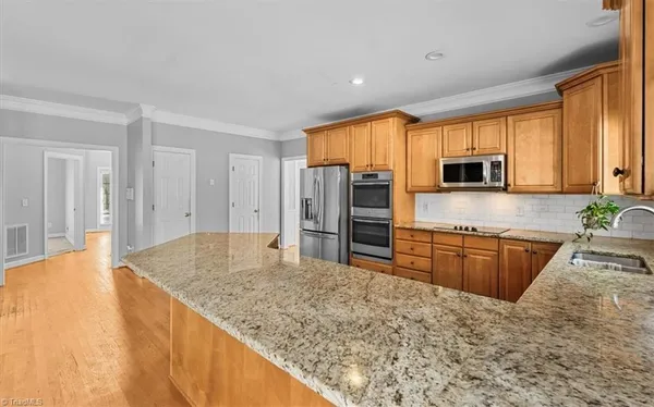 $675,000 | 3100 Crosby Court, Summerfield, NC 27358