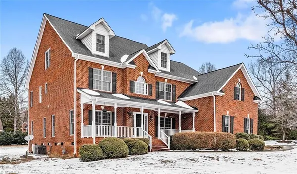$675,000 | 3100 Crosby Court, Summerfield, NC 27358