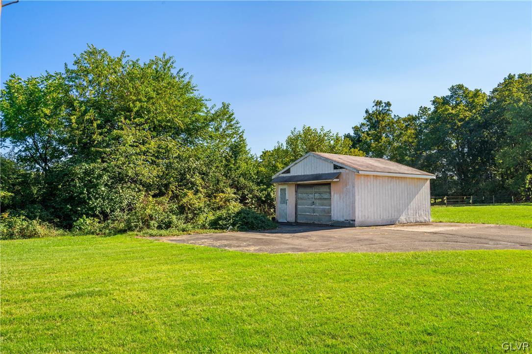 1742 Clearview Road Coplay, PA 18037 - Photo 39 of 46 Gallery Image 39