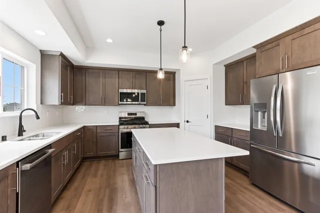 $577,900 | N174W20616 Laurel Springs Circle, Jackson, WI 53037