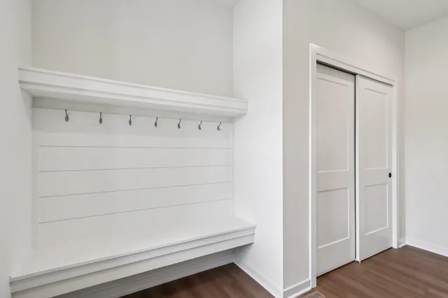 $577,900 | N174W20616 Laurel Springs Circle, Jackson, WI 53037