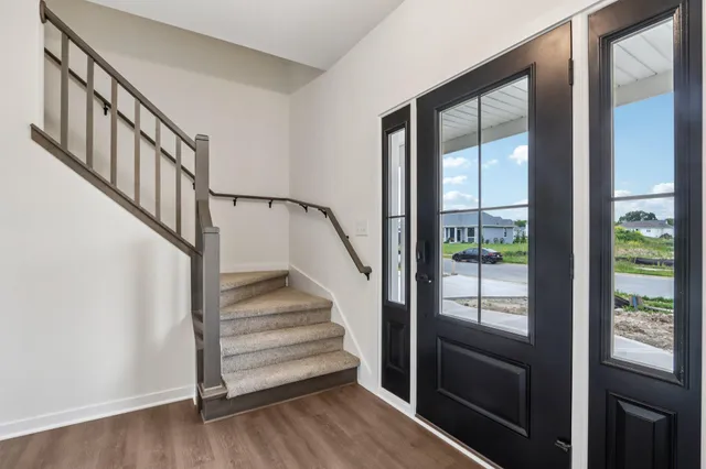 $577,900 | N174W20616 Laurel Springs Circle, Jackson, WI 53037