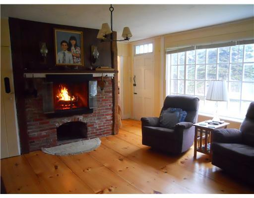97 Oak Hill Road Fayette, ME 04349 - Photo 4 of 17 Living Room.
