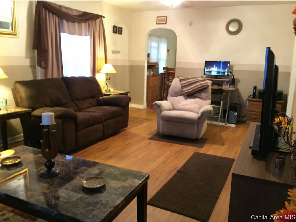 1504 South 10 1/2 Street Springfield, IL 62703 - Photo 29 of 30 Gallery Image 29