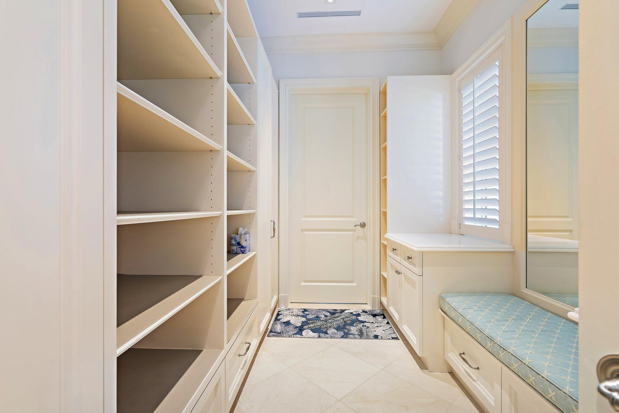 124 Bears Club Drive Jupiter, FL 33477 - Photo 37 of 75 020-124BearsClubDr-Jupiter-SMALL