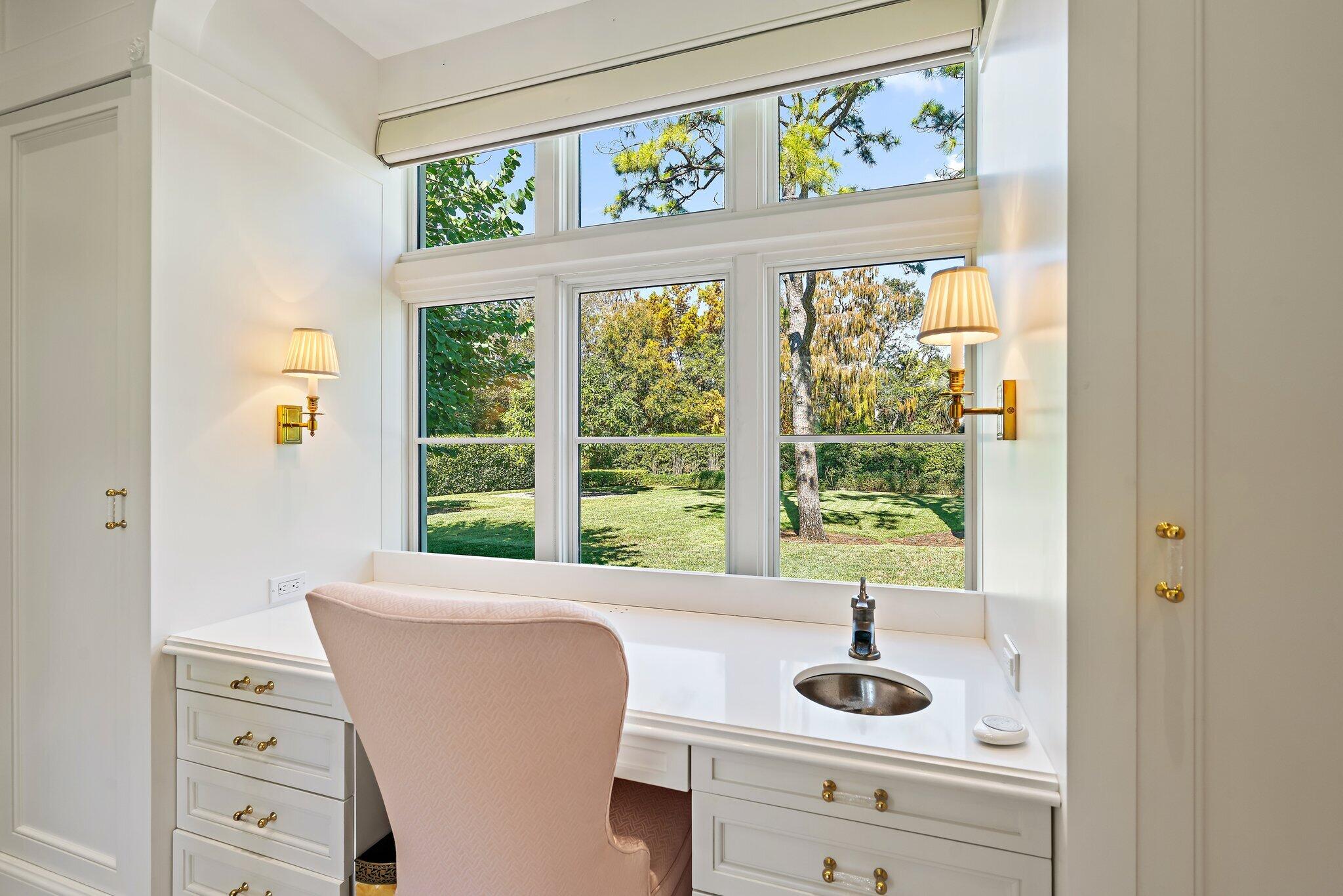 124 Bears Club Drive Jupiter, FL 33477 - Photo 41 of 75 a living room with furniture and a window