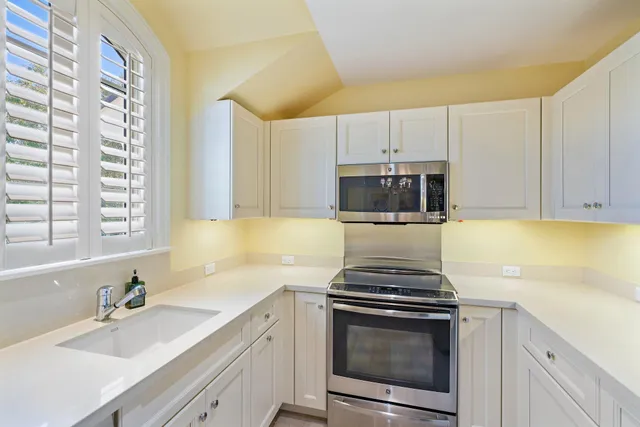 $21,000,000 | 124 Bears Club Drive, Jupiter, FL 33477