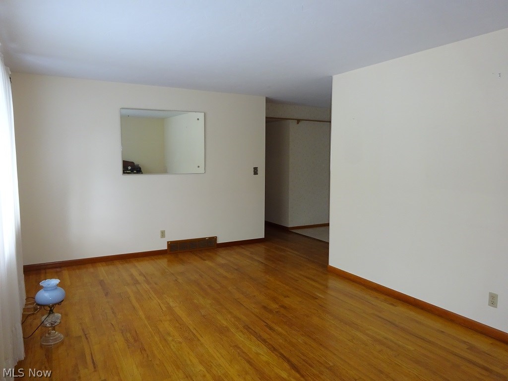 10027 Priem Road Strongsville, OH 44149 - Photo 2 of 22 Gallery Image 2