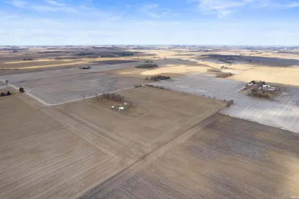 $505,000 | 1380 North E Road, Russiaville, IN 46979
