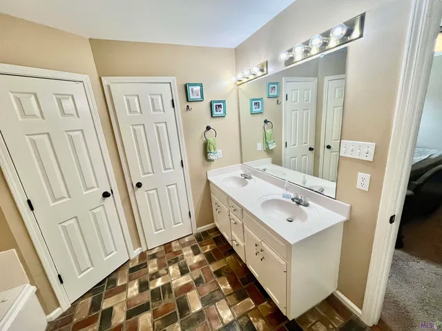 $289,900 | 13931 Lynn Street, Walker, LA 70785