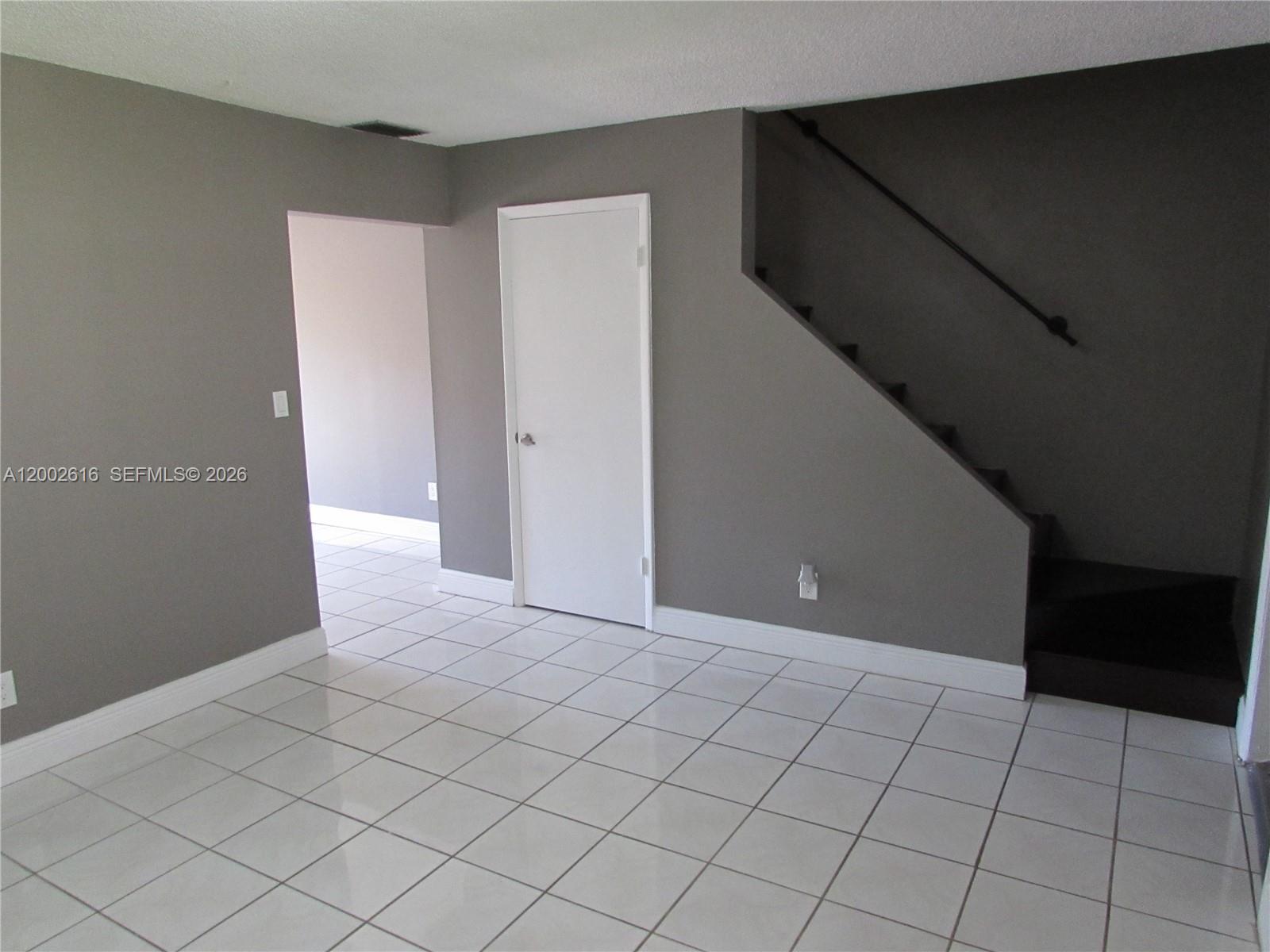 5555 Ludlam Road, Unit 23 Miami, FL 33155 - Photo 5 of 25 Photo 5